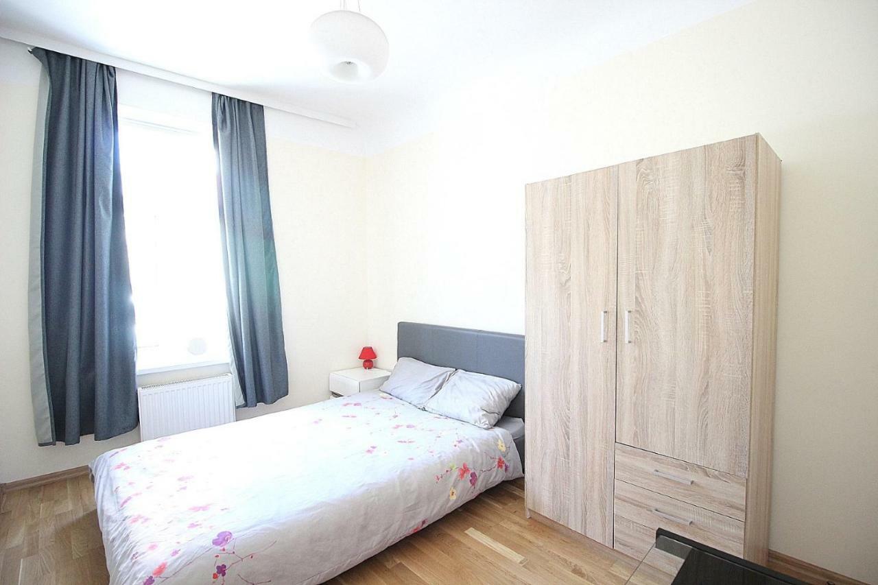 City Center Lacplesa Apartment *