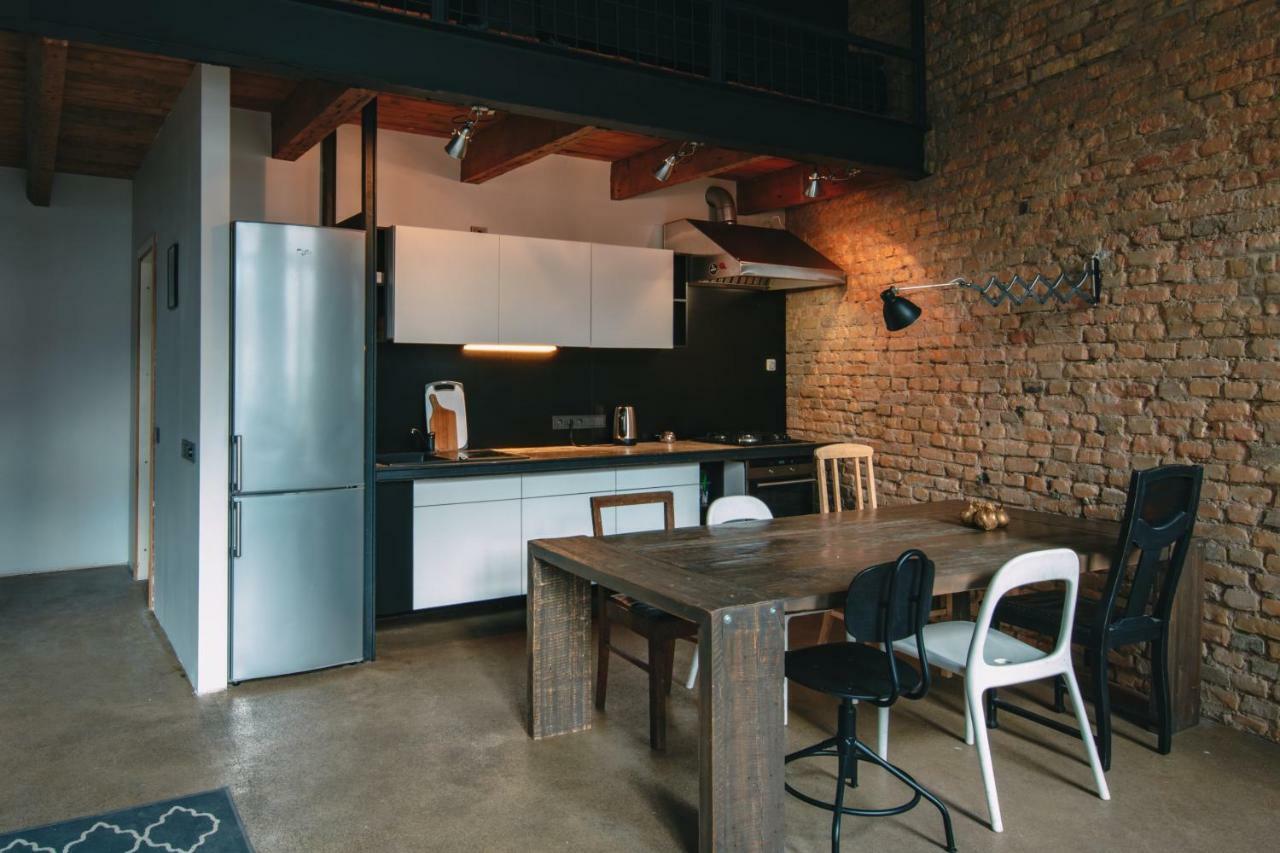 Old Factory Loft Aprtment L39