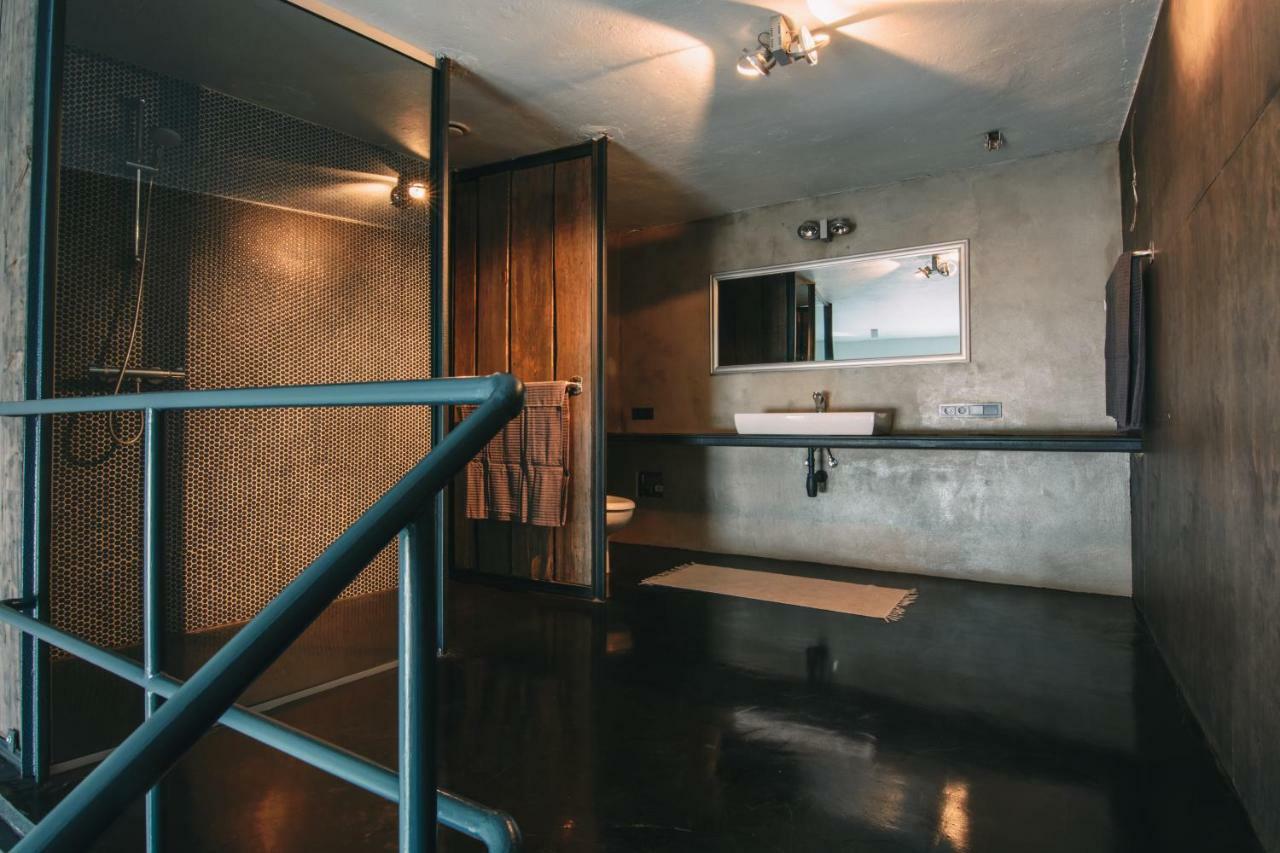 Old Factory Loft Aprtment L39 Apartment