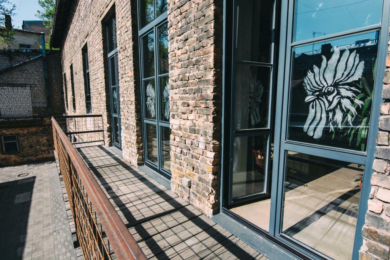 Old Factory Loft Aprtment L39 Apartment *