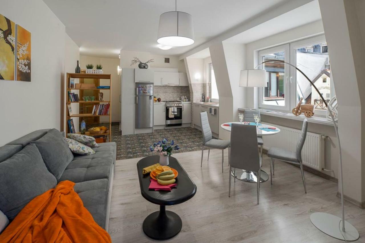 Old Town Souvenir Apartment