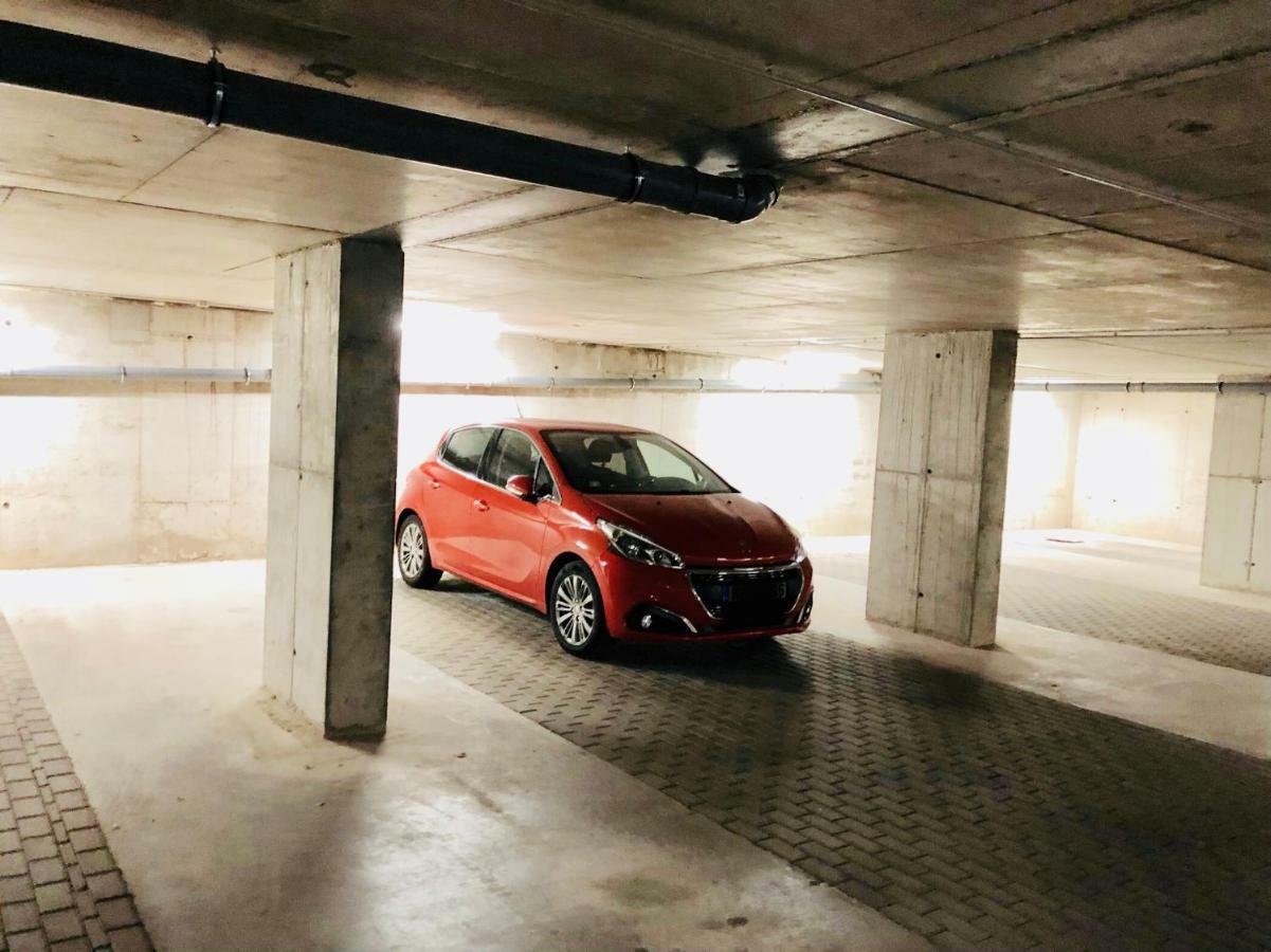 Dzīvoklis 1-bedroom Penthouse With Underground Parking