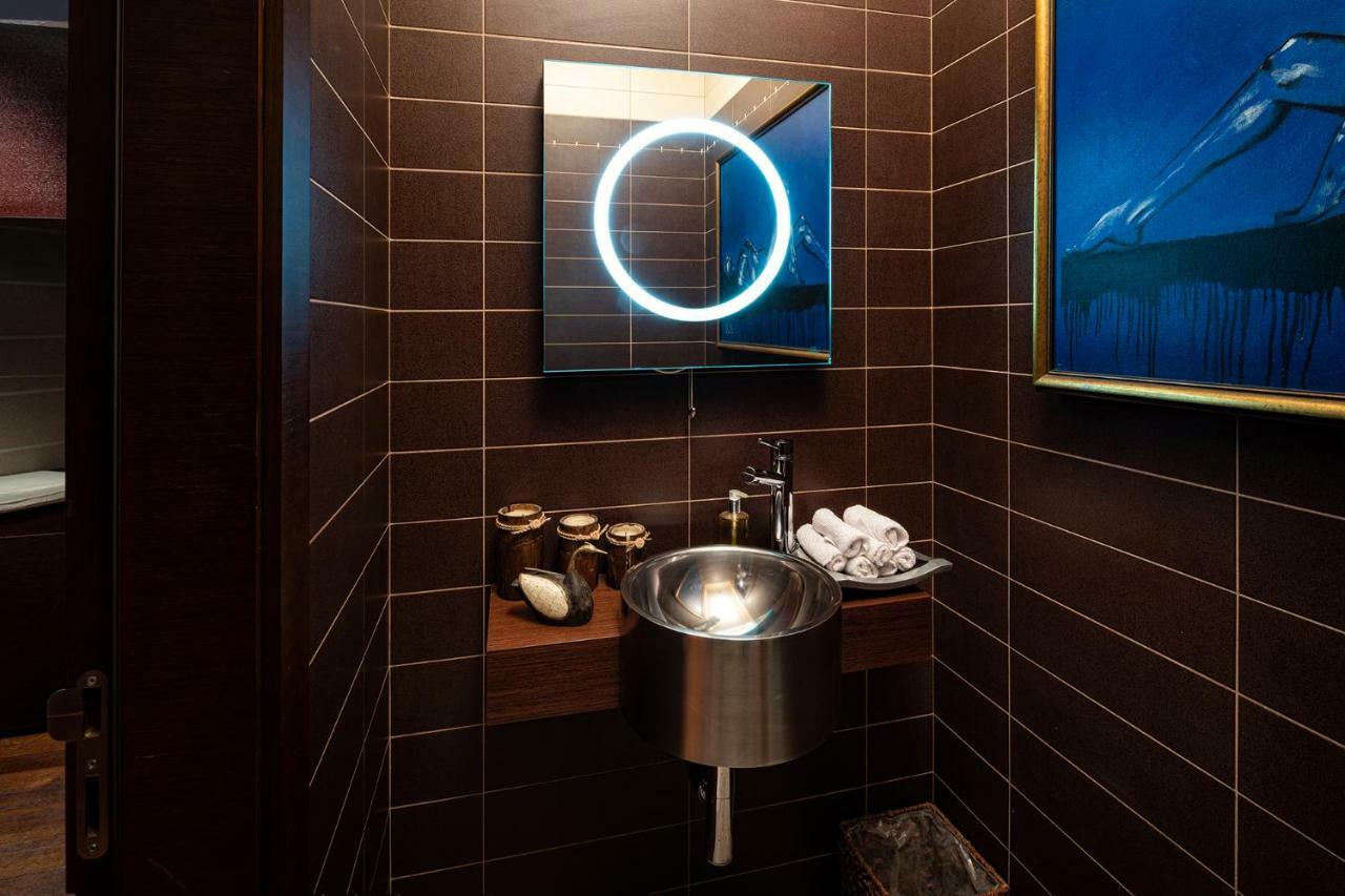 Old Luxury Studio Apartment