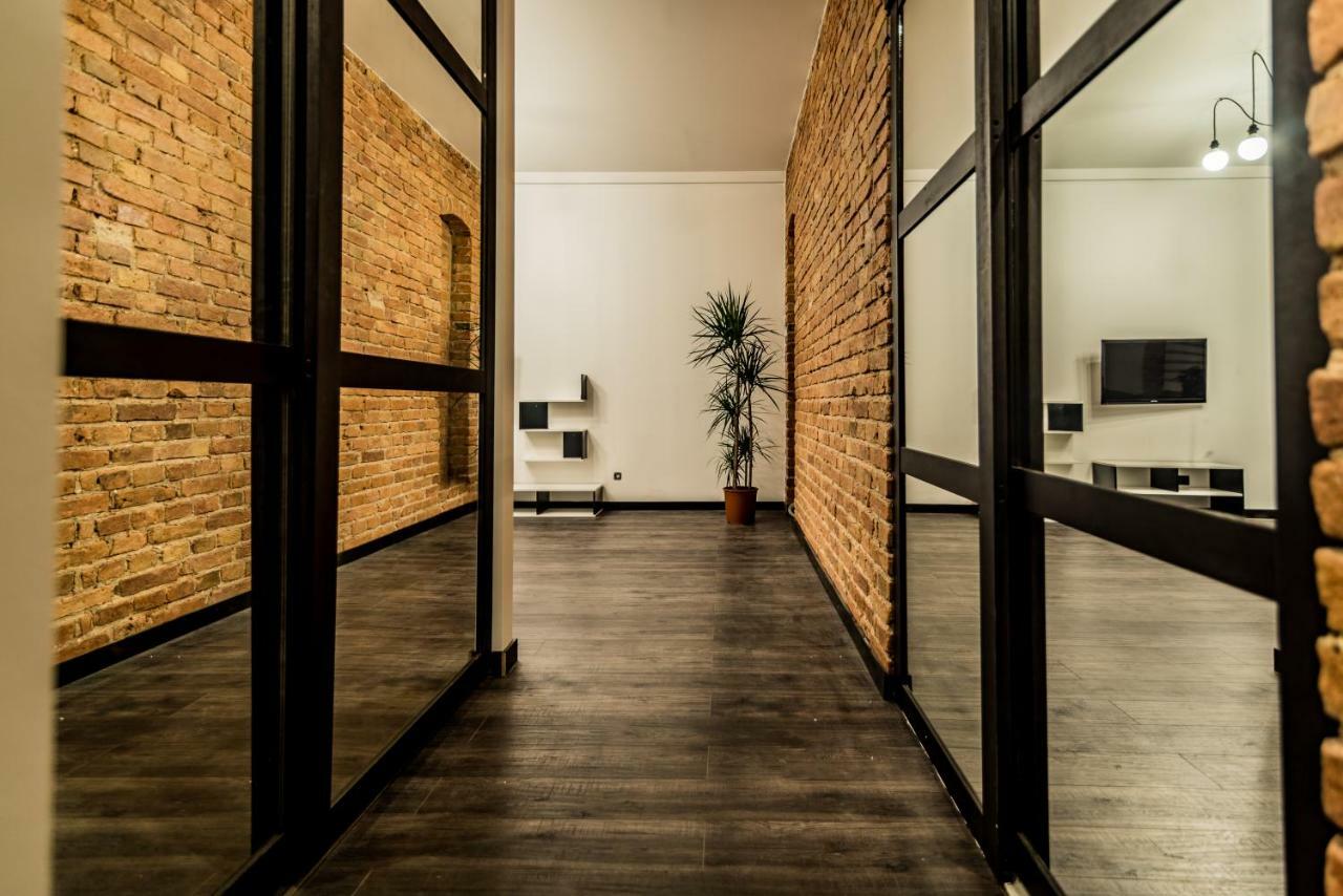 Merkela Design With Park View Apartment