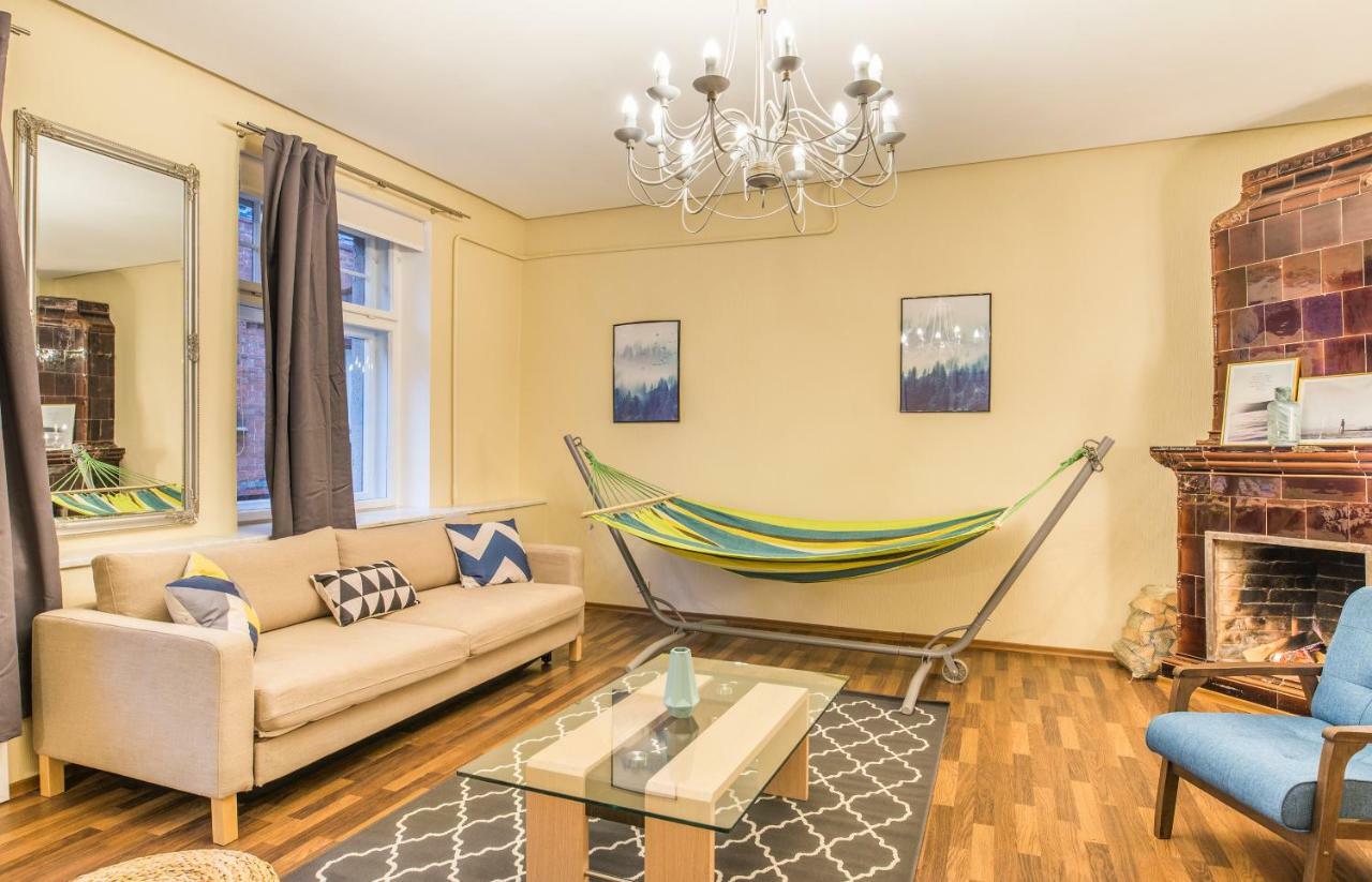 Charming Spacious 3 Bedroom In Old Town Apartment *
