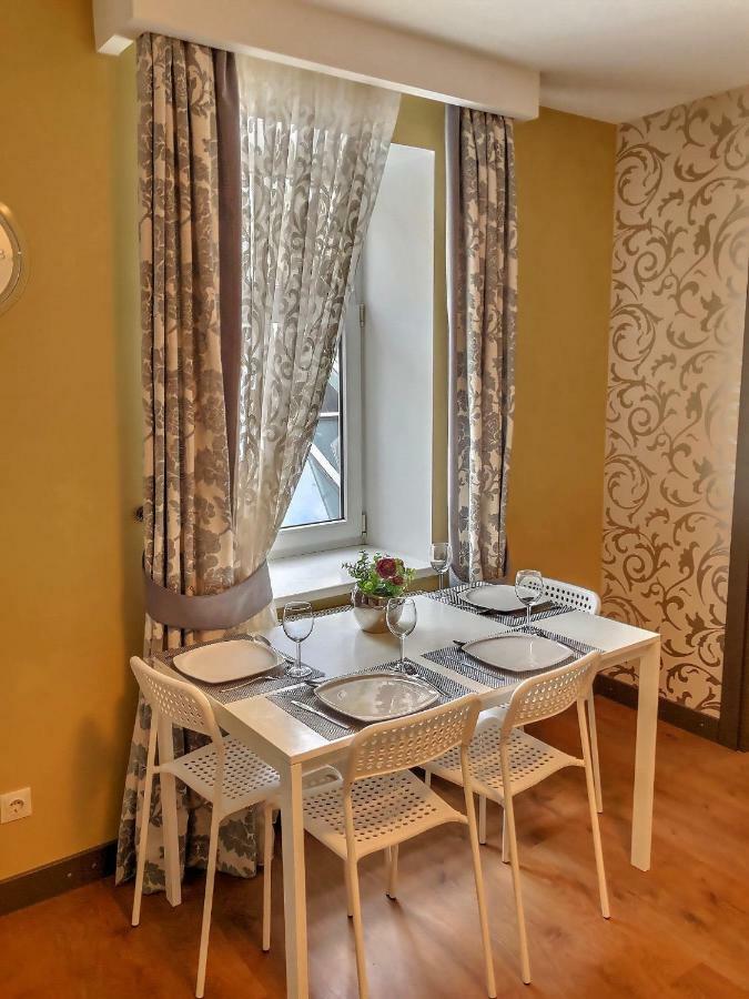 St.roland Livu Square Appartement