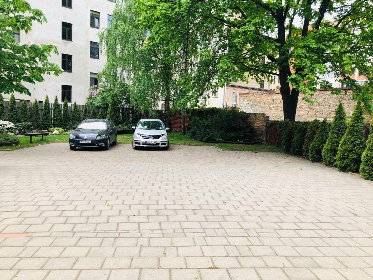 Family Or Group In Silent Center Apartment Riga