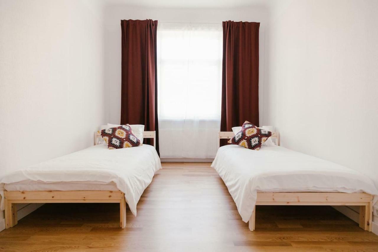 Izu Apartment *