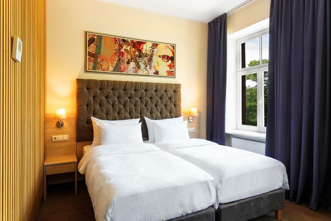 Hotel Radisson Old Town 4*