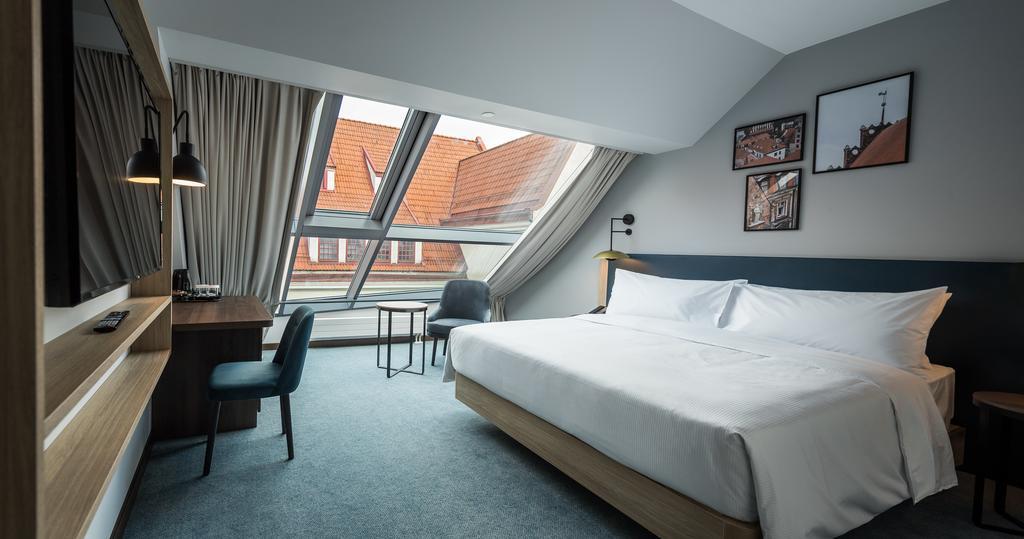 Hilton Garden Old Town Hotel 4*