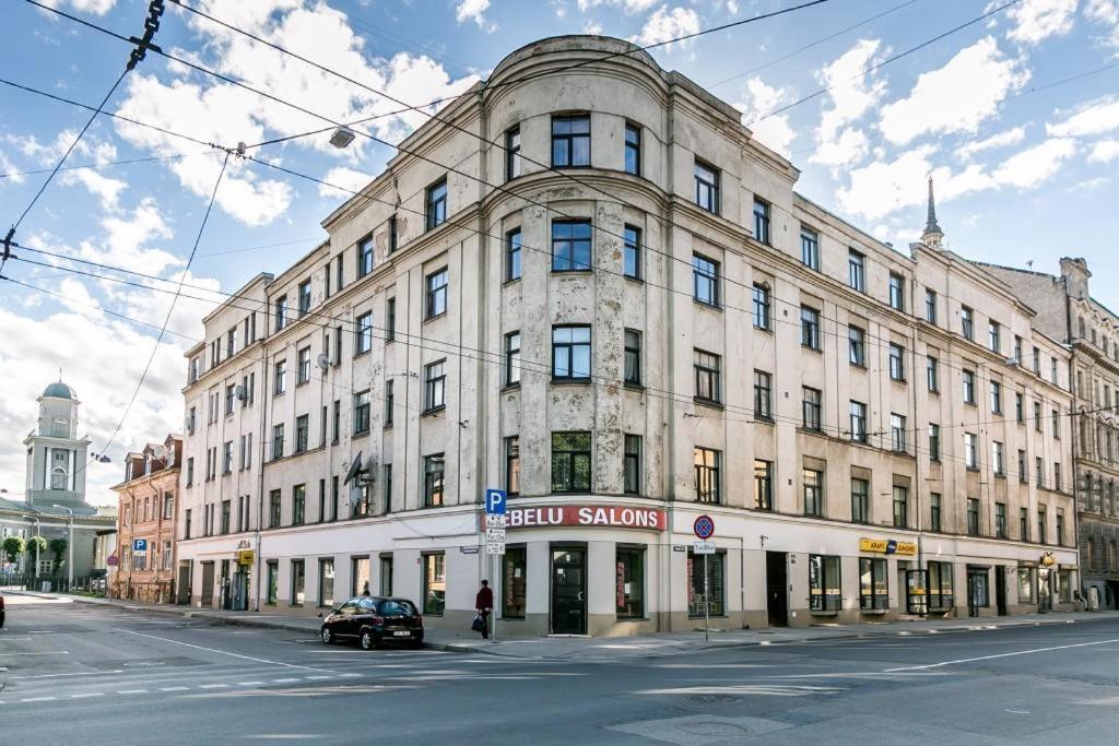 Urban Apartment