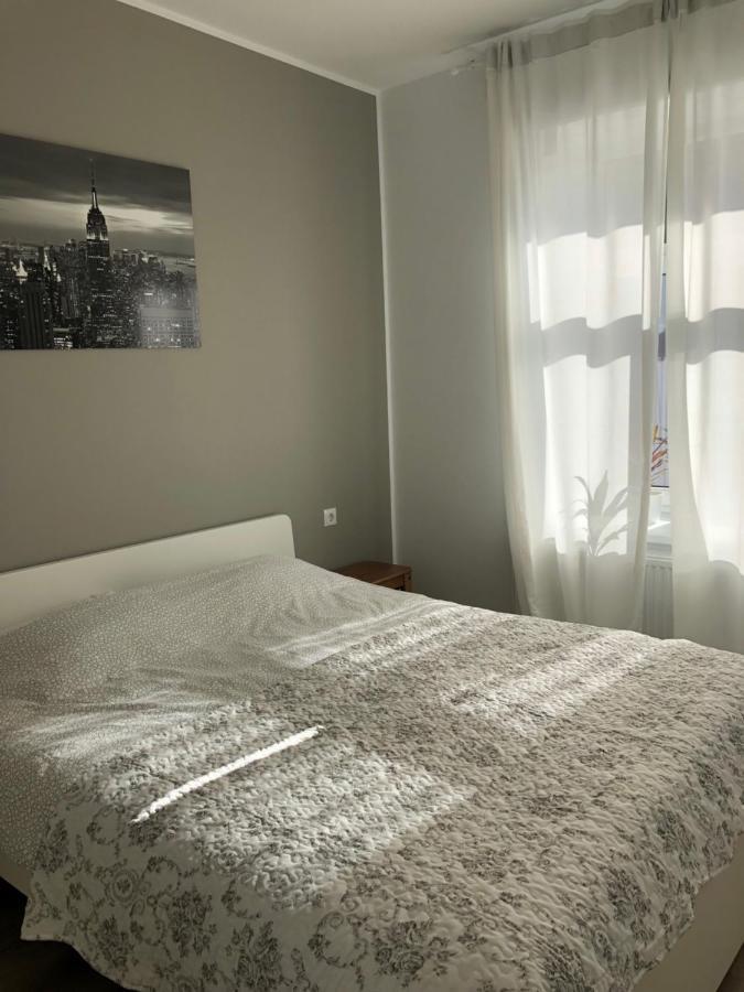 Huoneisto Pernavas Park & Bed