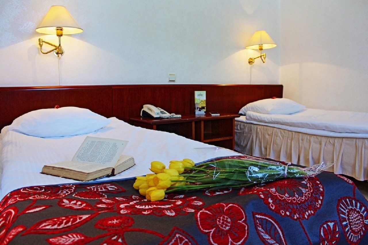 Nb With Free Parking 3* Riga