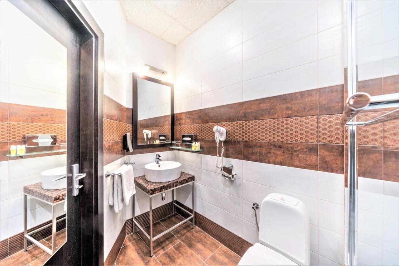 Rixwell Centra Hotel 4*