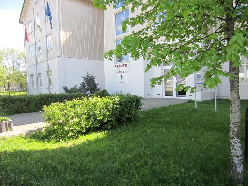 Hotel Skanste 3*