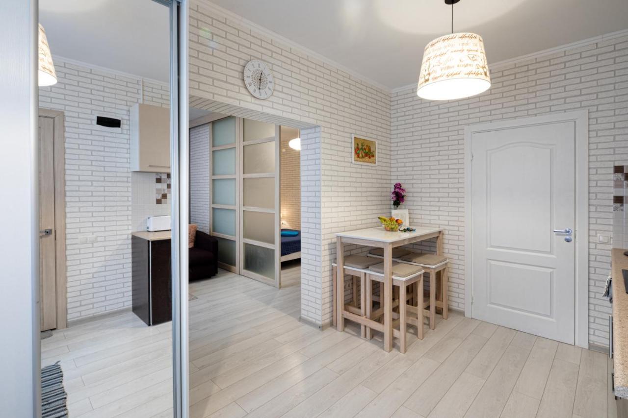 Apartment Centre *