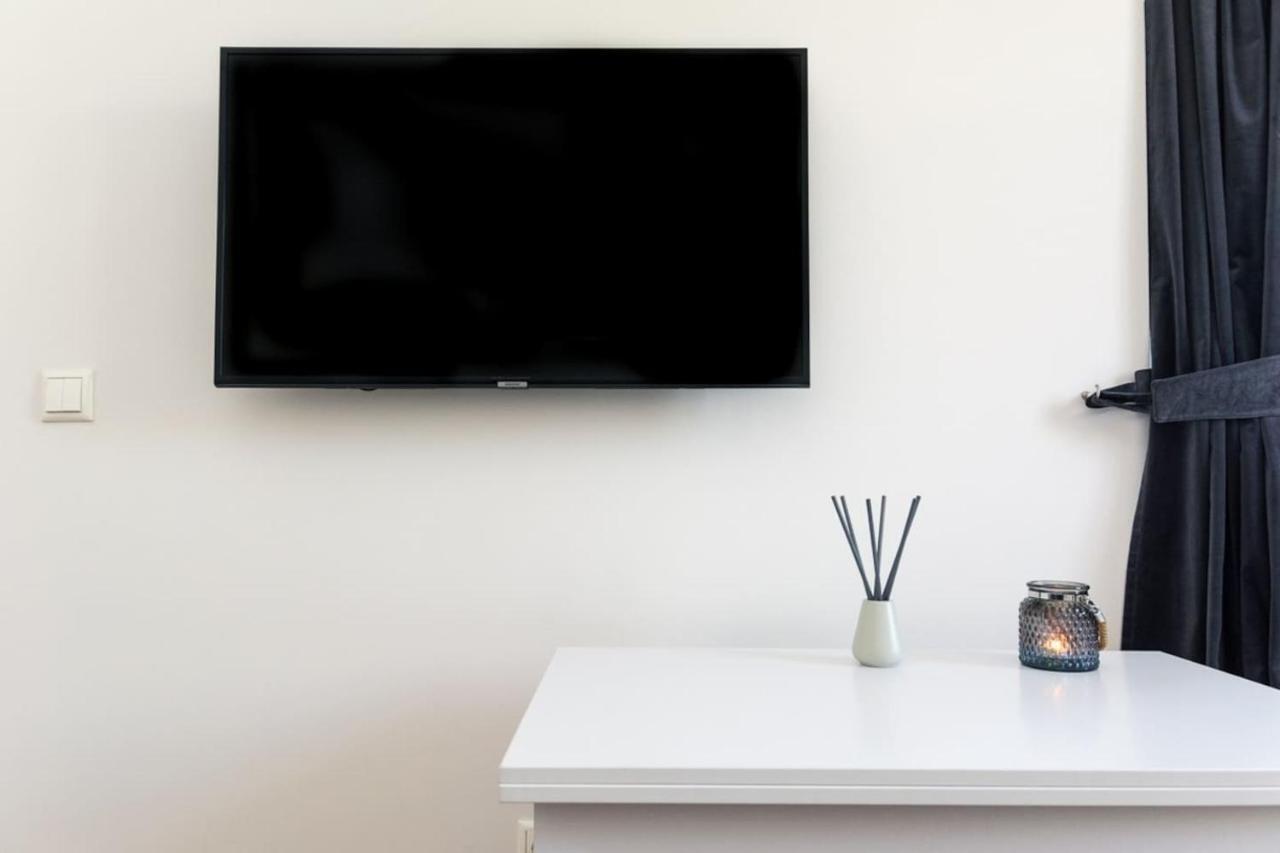 Cozy Studio In The Center Of Apartment