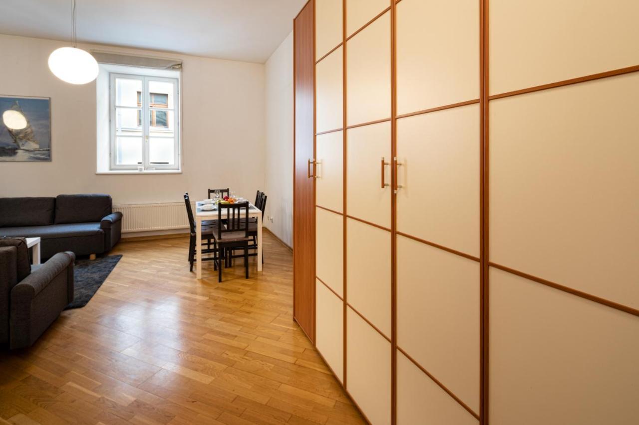 Old Two Floor Palasta Loft With River View Apartment *