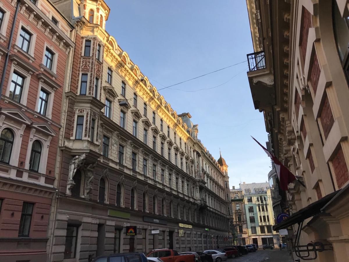 By Old Town Nhà khách