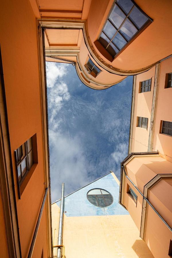 Old Two Floor Palasta Loft With River View Riga