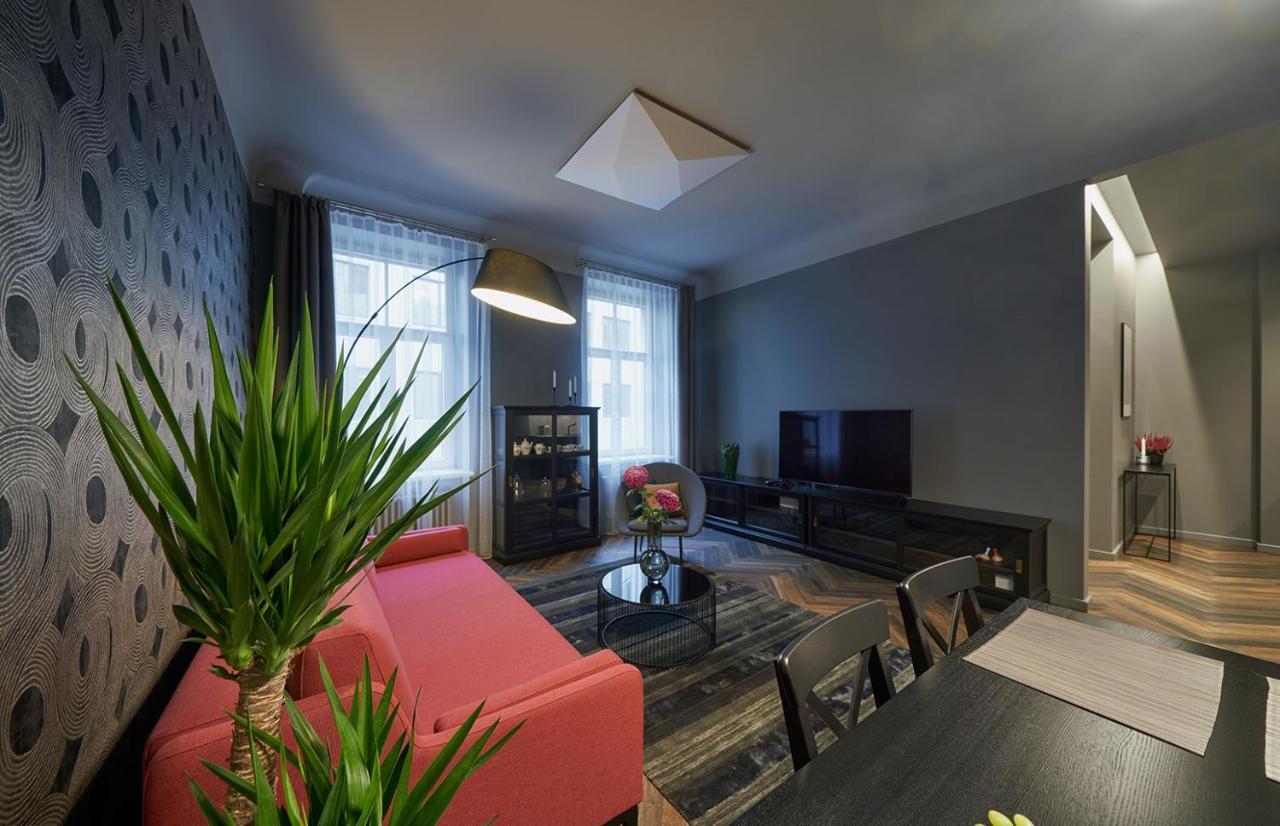 Deco Apartment