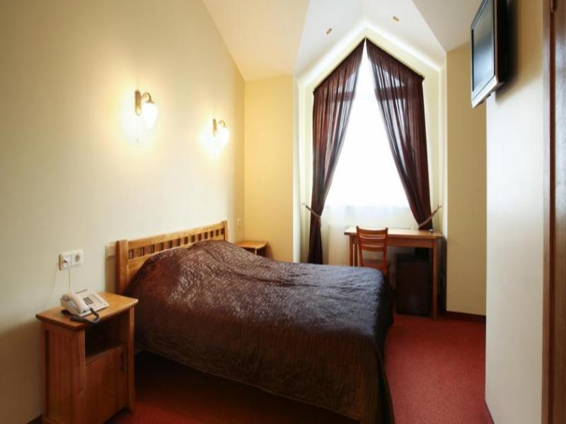 Riverside 3*