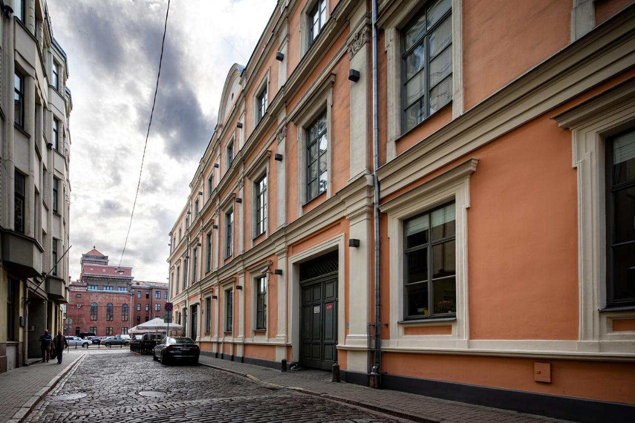 Old Two Floor Palasta Loft With River View * Riga