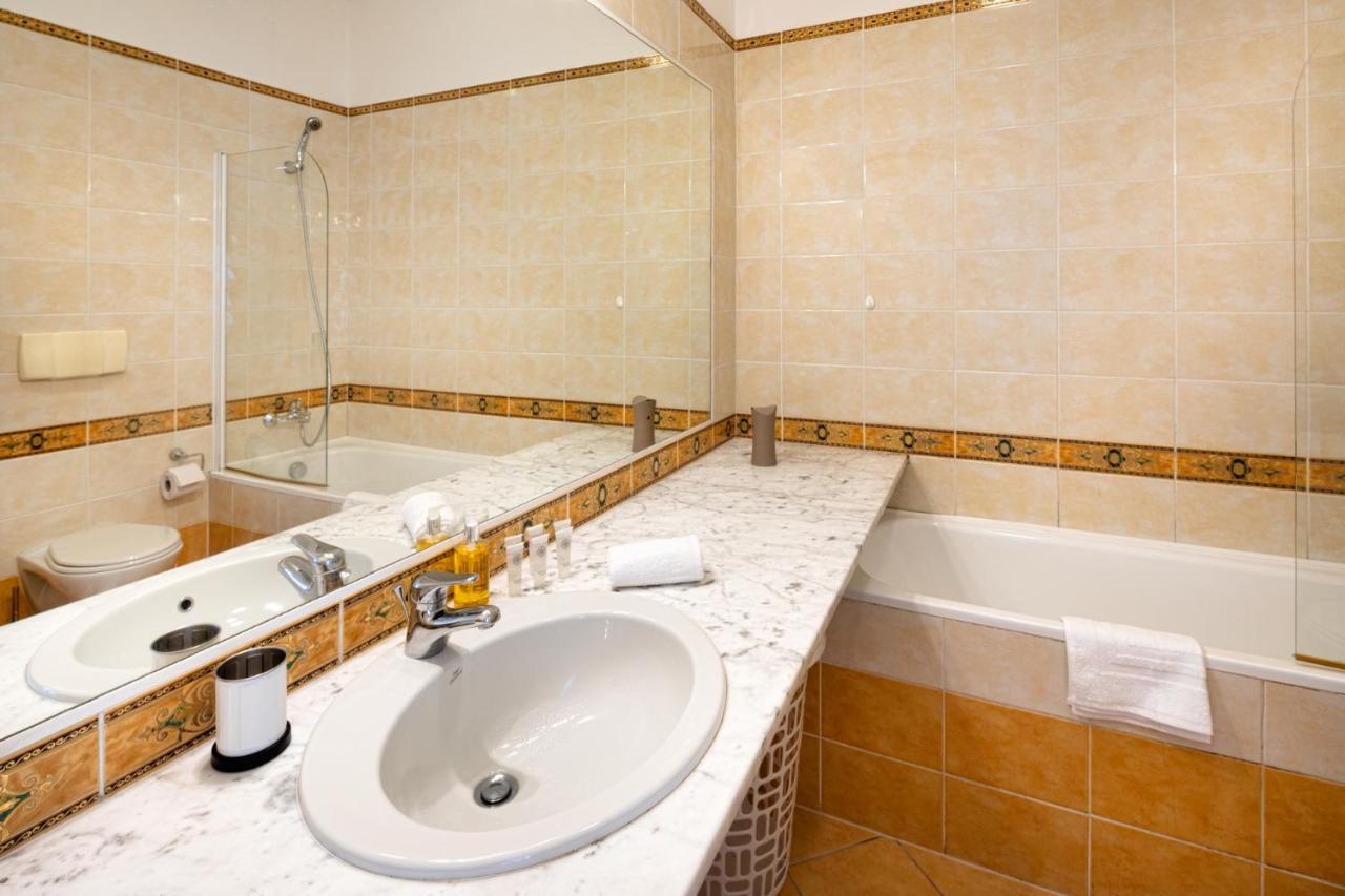 Old Two Floor Palasta Loft With River View * Riga