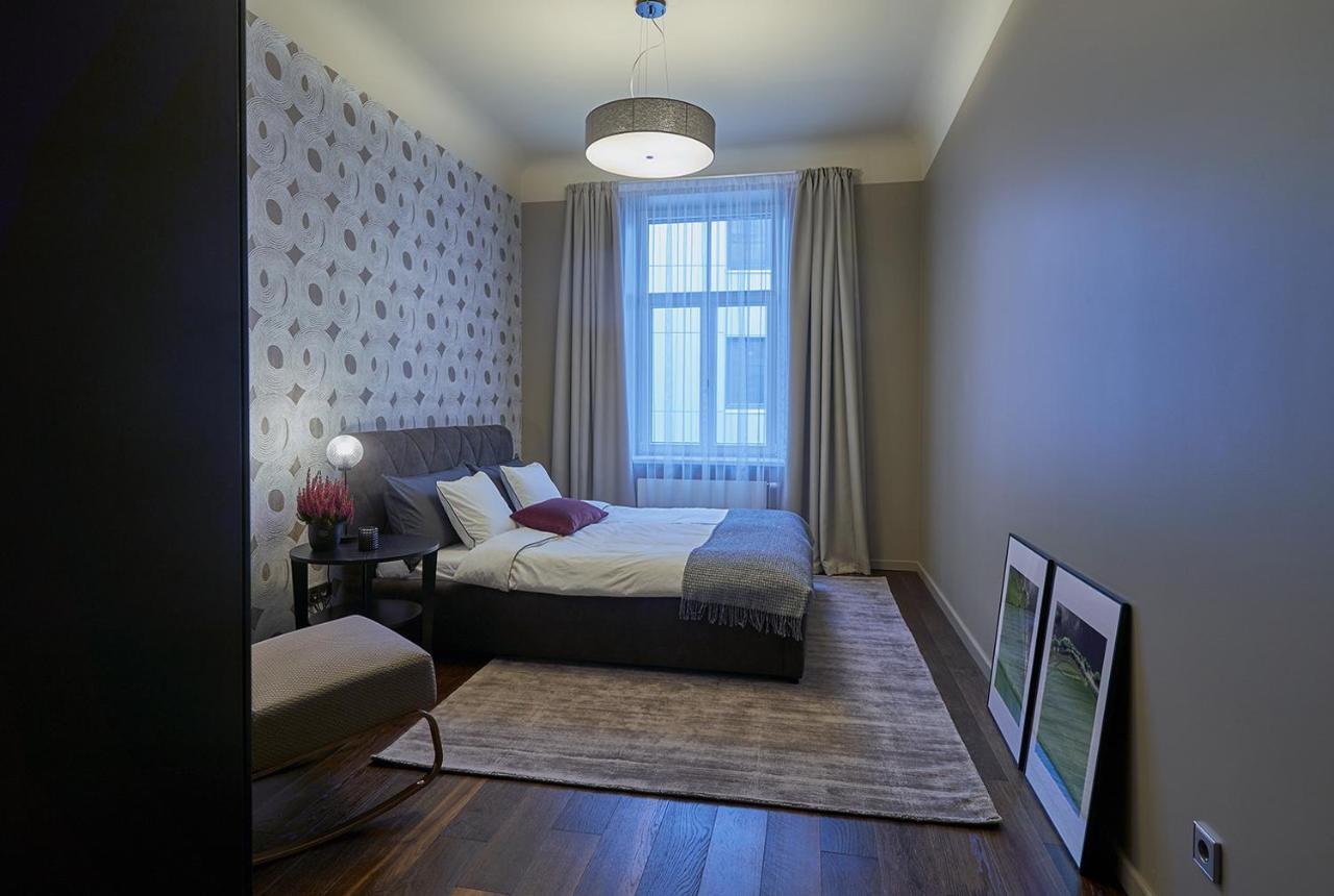 Deco Apartment *