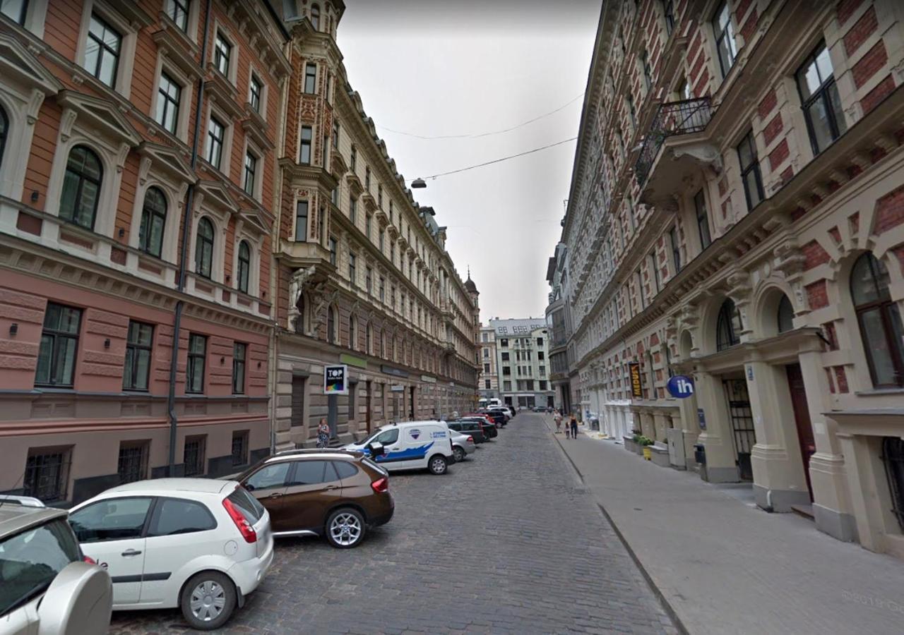 Butas District, тихий центр города, всё под боком, удобно