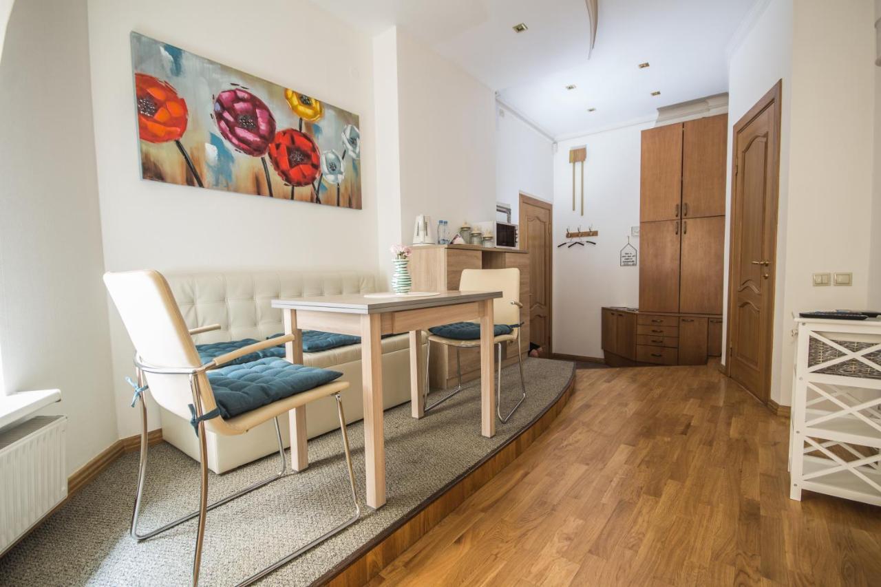 Ginger Apartment *