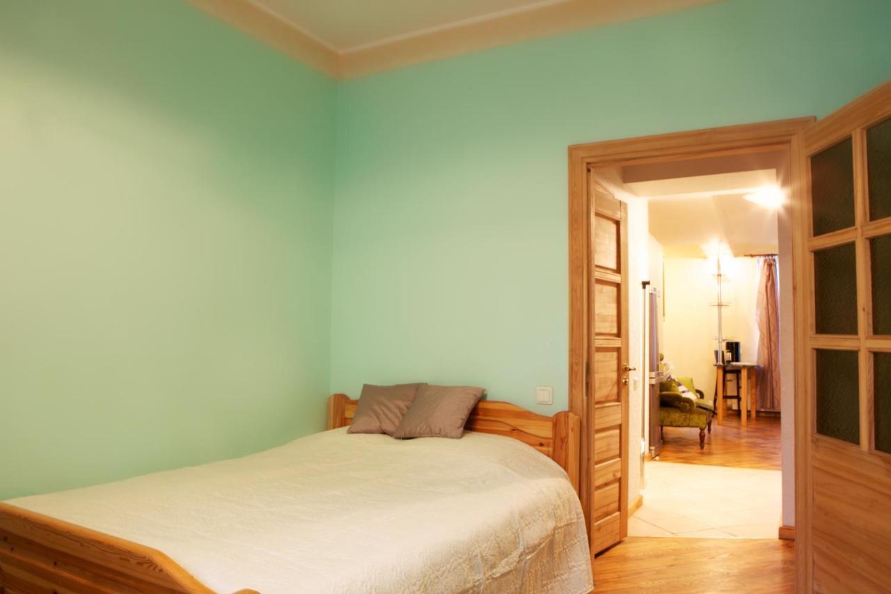 Quiet City Centre Three Apartmet No. 35 * Riga