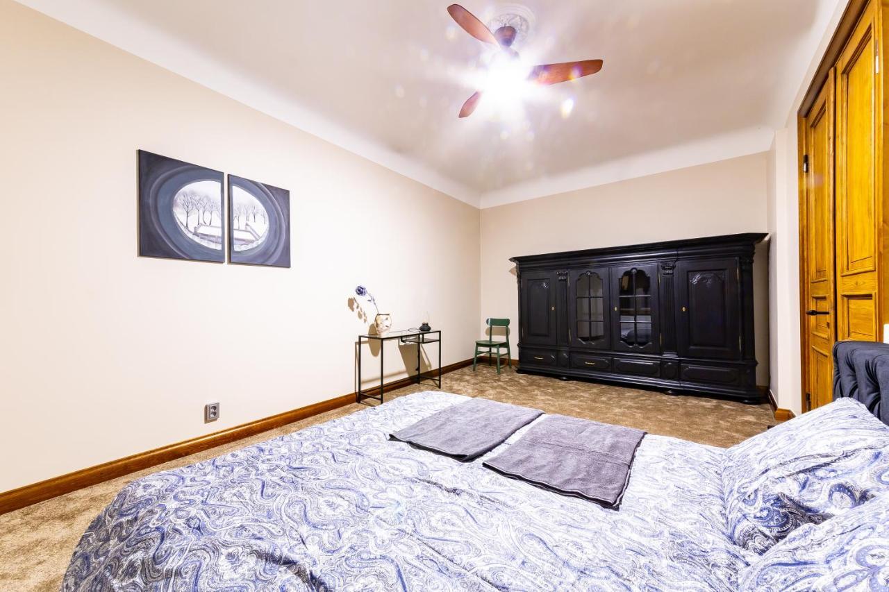 Gourmet Storie's Ap 68sqm Renovated Free Parking * Riga