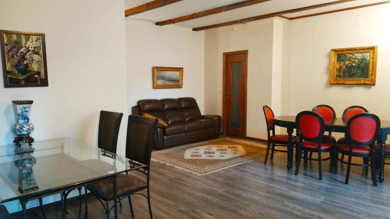 Apartment Old Town Charm