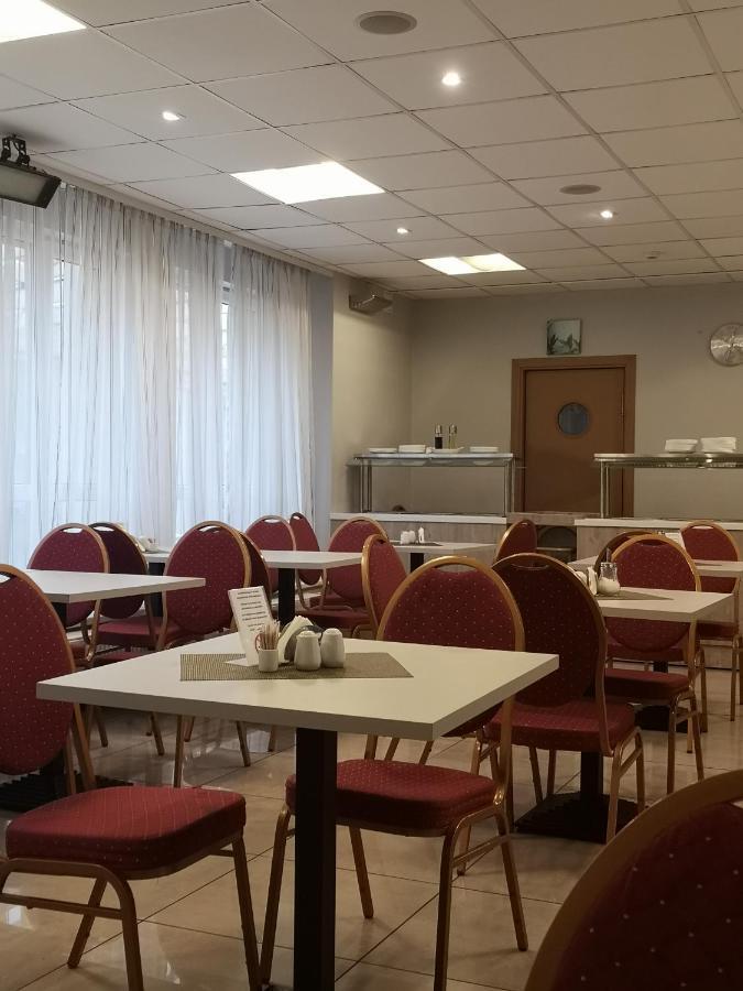 Hotel With Free Parking 3*