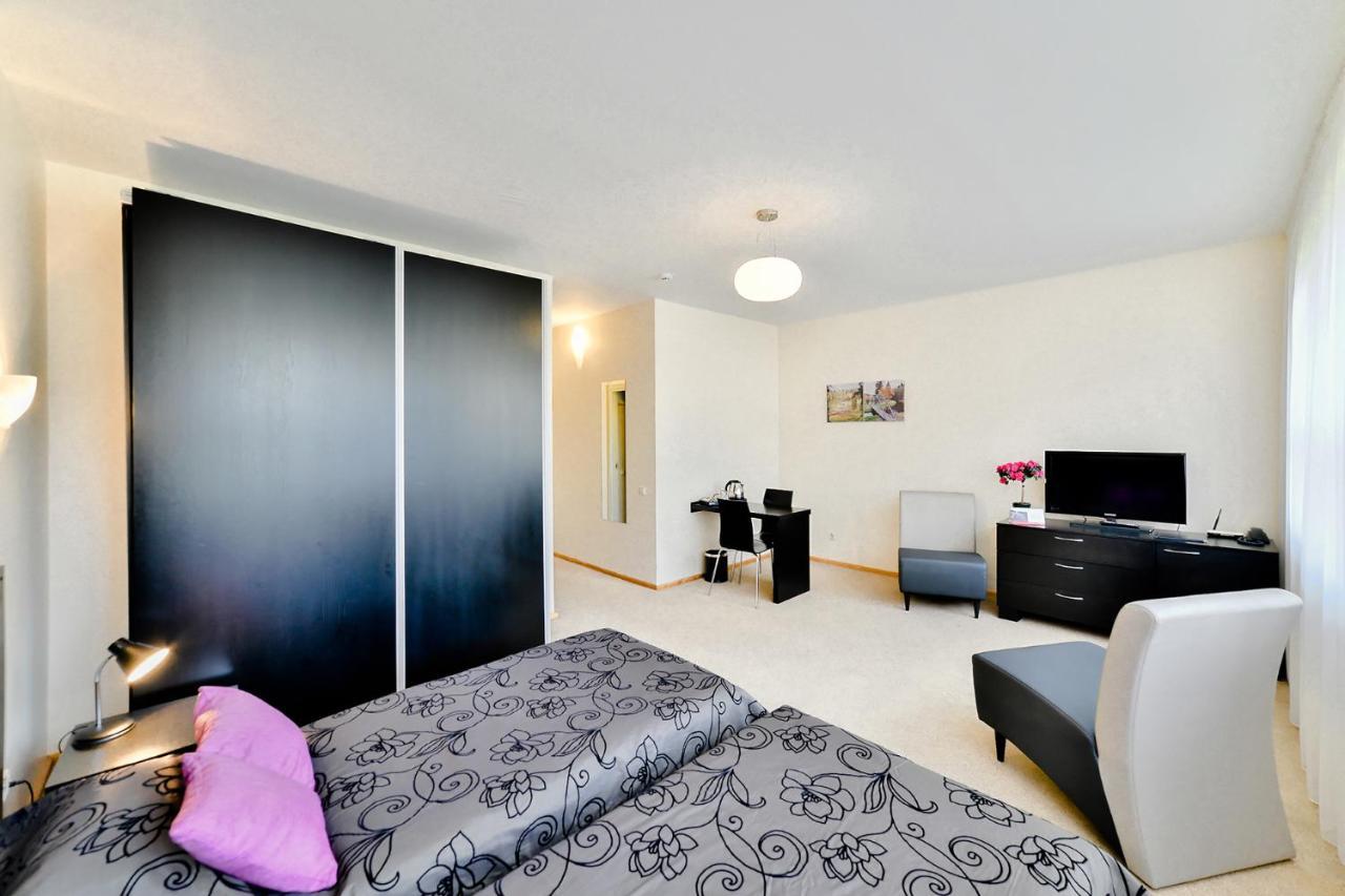 Vantis Riverside 3*