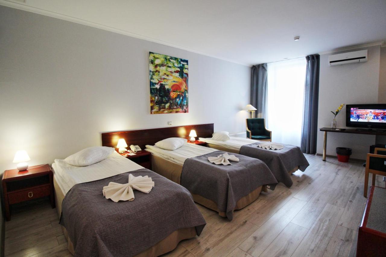 A1 Center Hotel