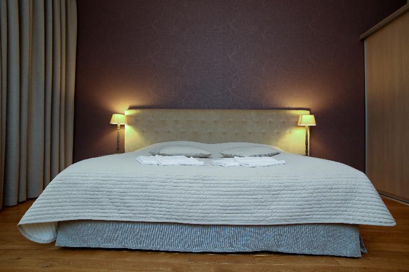Aparthotel Lux - Ernesta, Free Parking Riga