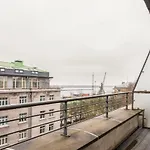Central 2-Level Penthouse With Terrace And Free Parking