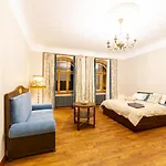 Cozy Storie\'S Ap, 47Sqm, Renovated 2020, Free Parking