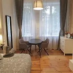 Center Studio Self Check In Renovated 2020