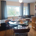 Homey Nest In Riga Midtown Center, Up To 4 Guests, Steps From The Park, Free Parking