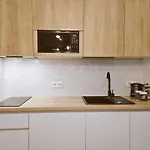 Old Town Serenity Breeze Apartment Prime Location