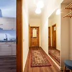 Stories Writer\'S Ap 40Sqm Renovated Free Parking