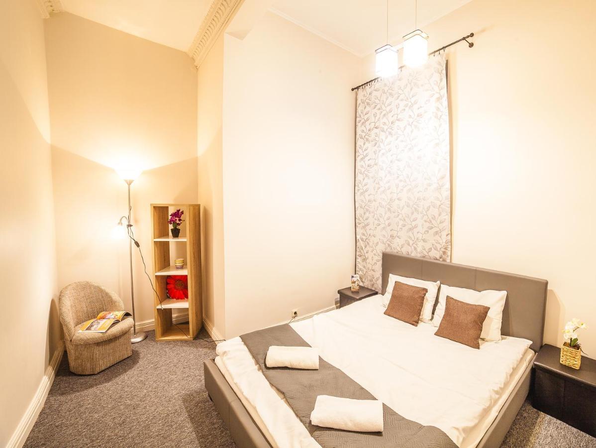 Mosaic Center Apartment *