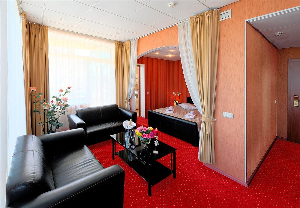 Baltpark Viesnīca 3*