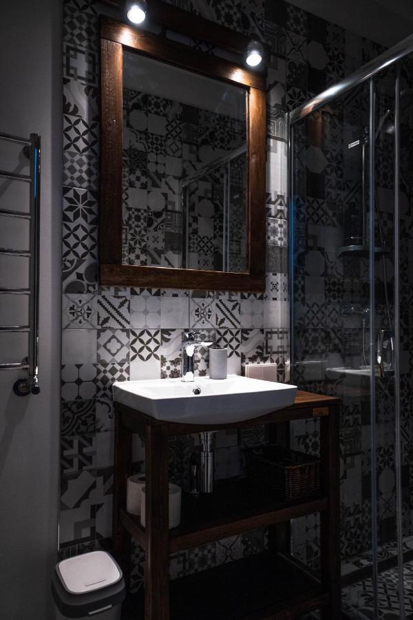 Apartment Sunbeam Design