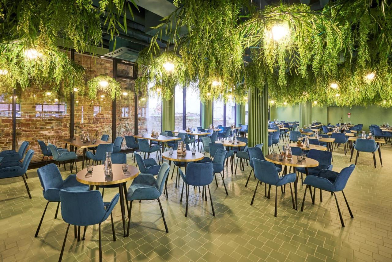Wellton Riverside Hotel 4*