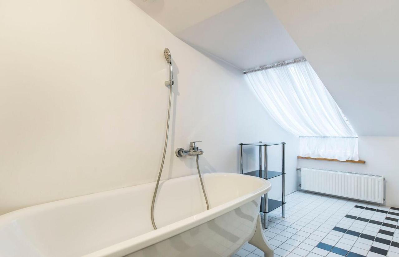 Apartment 2-level Penthouse With Terrace And Free Parking Riga