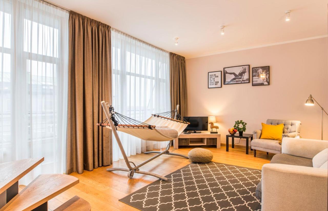 Apartment 2-level Penthouse With Terrace And Free Parking